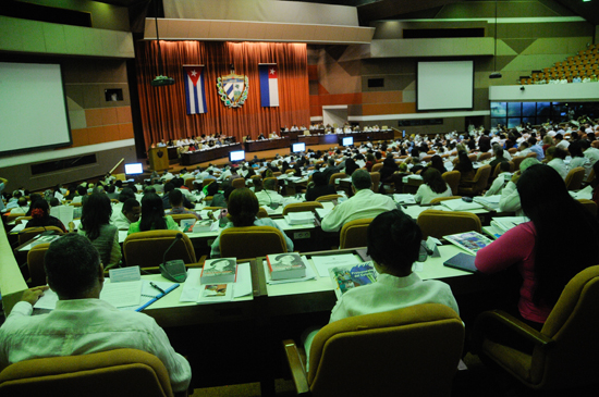 Economía cubana comienza a apretar el acelerador