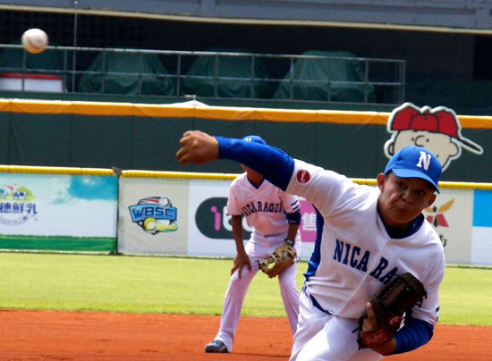 Cuba: escaso bateo y pobre defensa