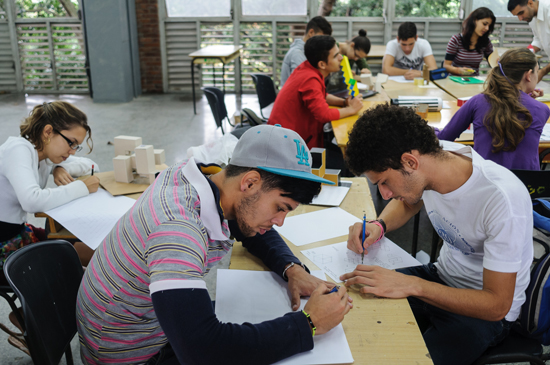 A un mundo nuevo, una Universidad nueva