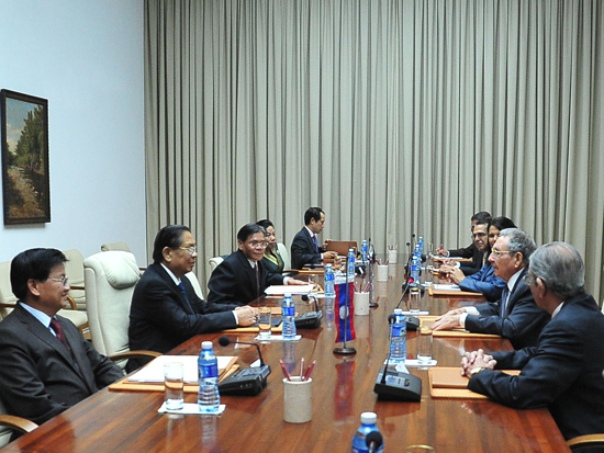 Recibió Raúl al Presidente de Laos