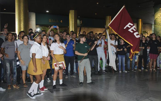 Alumnos ayudantes para las aulas