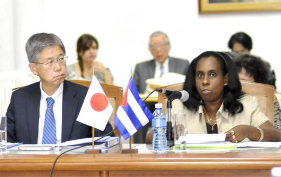 Cuba y Japón por ampliar vínculos