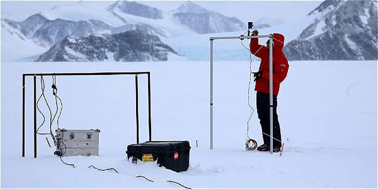 Expedición celebrada entre noviembre y diciembre de 2015 a la Estación Científica Polar Conjunta Glaciar Unión