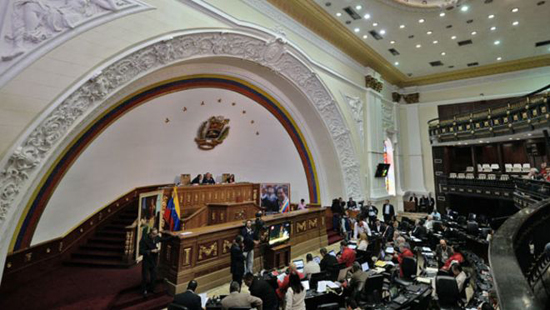 Diputados opositores obedecen fallo de Tribunal Supremo venezolano 