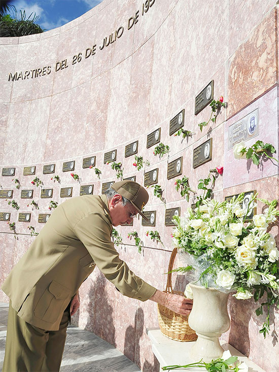 Homenaje a el Comandante del Ejército Rebelde, Pedro Miret Prieto