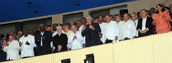 Gala por el aniversario 55 de la Victoria de Girón y el 7° Congreso del PCC