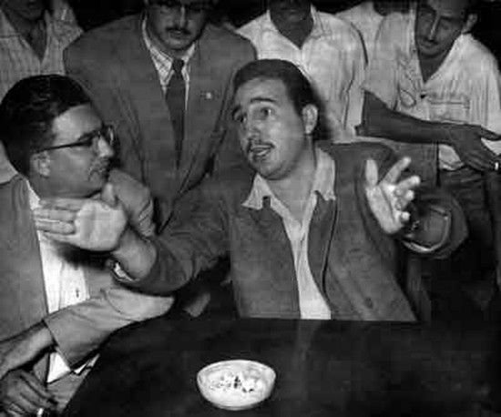 Conferencia de prensa de Fidel