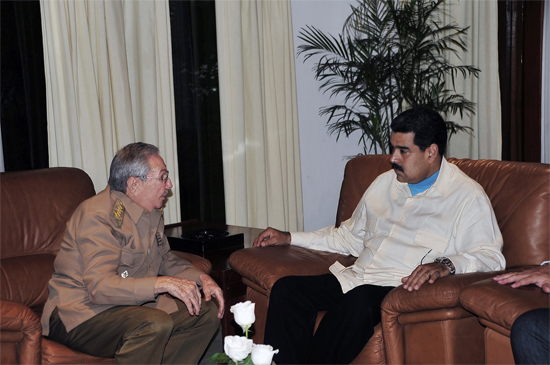  Raúl Castro Ruz y Nicolás Maduro Moros