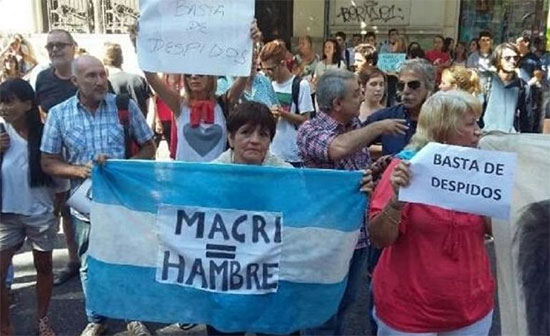 Protestas contra la política de Macri