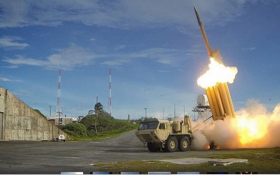 Lanzamiento de un THAAD