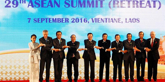 Cumbre de ASEAN en Laos