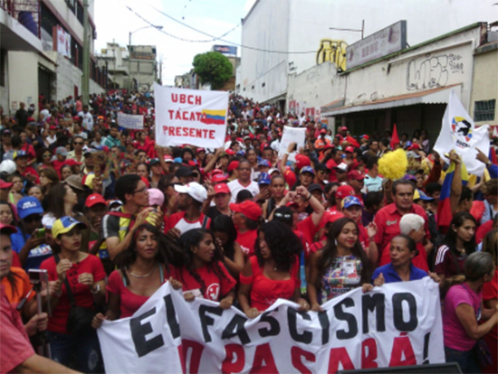 El pueblo chavista salió nuevamente a las calles en todo el país
