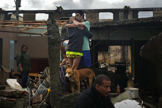 La destrucción en Baracoa fue paralizante, pero su gente comienza a reponerse para recomenzar la restauración del curso de sus vidas