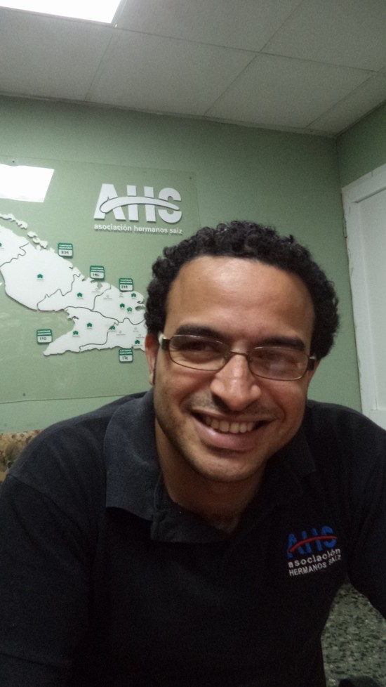 La AHS quiere serle útil a todos aquellos que representan la vanguardia artística más joven de la Isla, afirma Rubiel