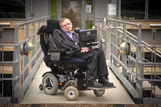 Stephen William Hawking es un físico teórico, astrofísico, y cosmólogo británico