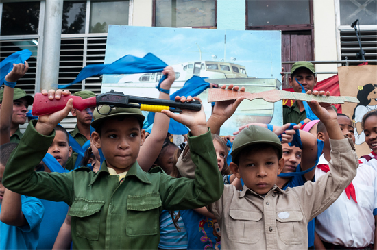 Niños verdeolivos