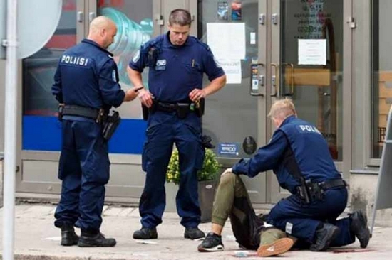  Autoridades finlandesas arrestan a dos individuos