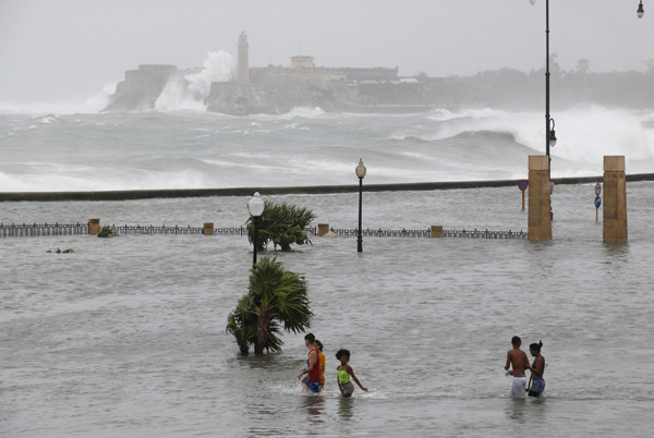 Inundaciones en el litoral habanero, municipio Centro Habana