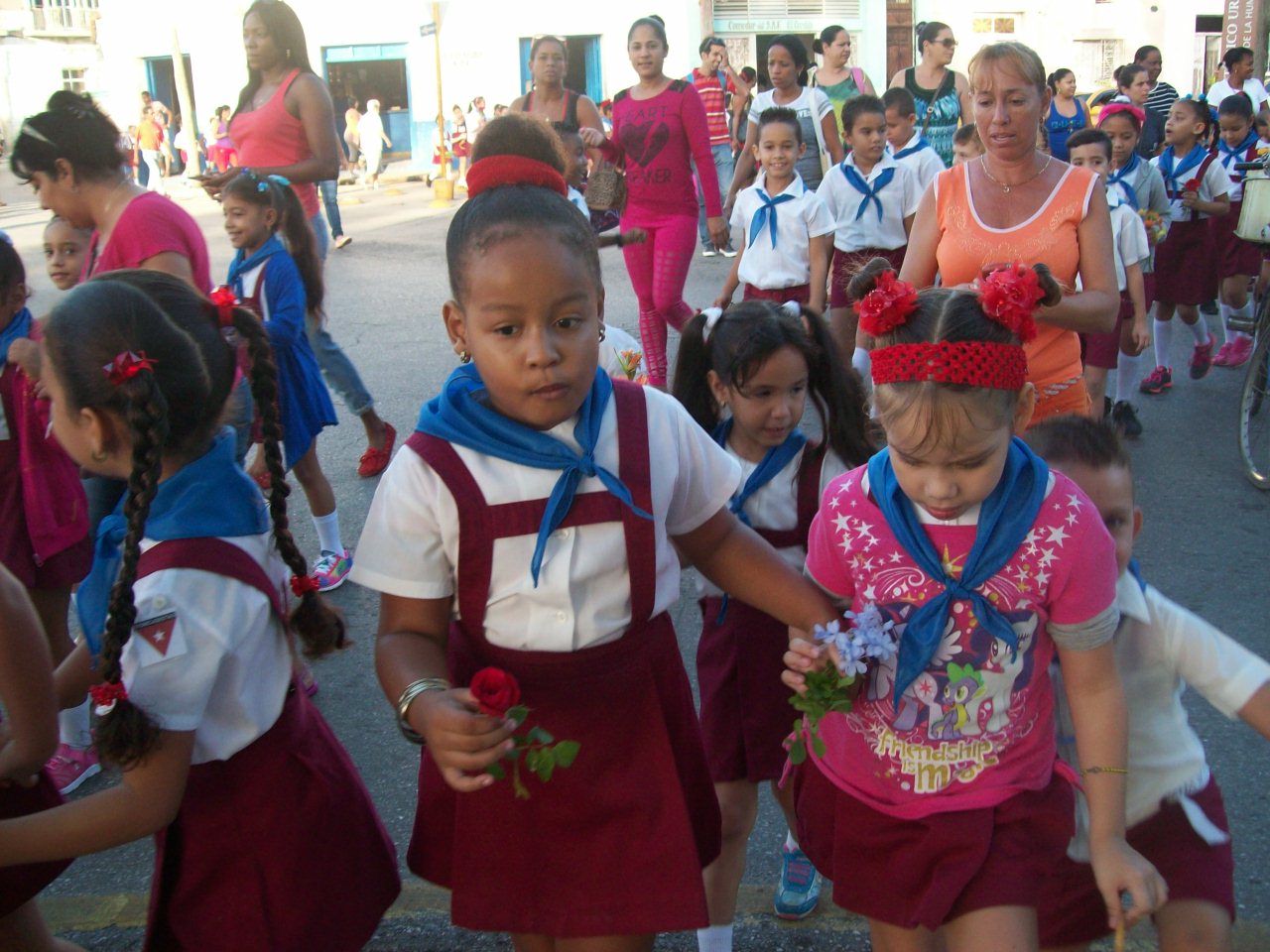 Niños agramontinos recuerdan a Camilo