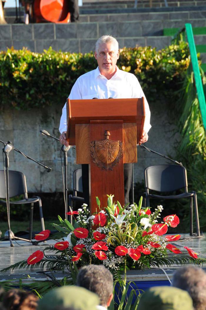 Miguel Díaz-Canel, miembro del Buró Político y primer vicepresidente de los Consejos de Estado y de Ministros interviene en el acto