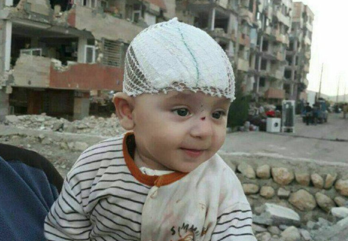 Bebé encontrado 3 días después de sismo en Iran