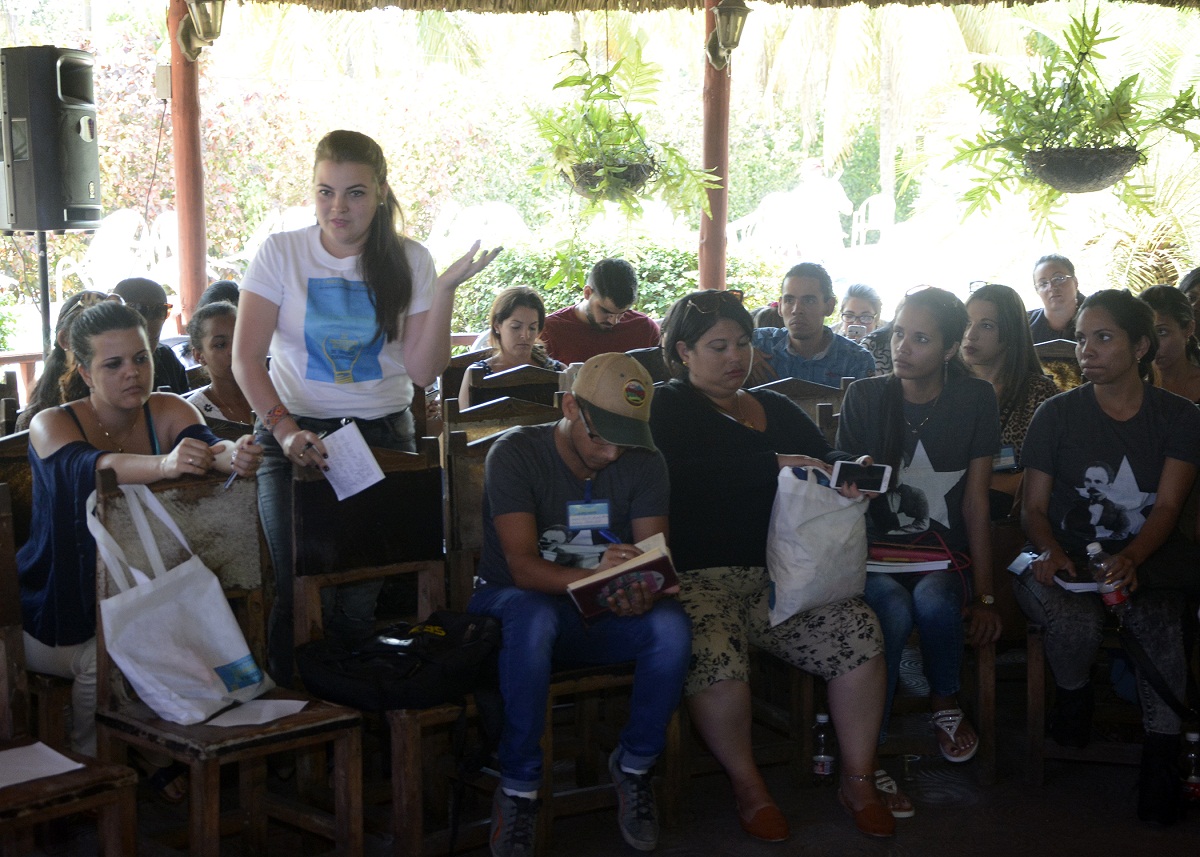 Fátima Rivera Amador, periodista de Telepinar y una de las delegadas al encuentro 