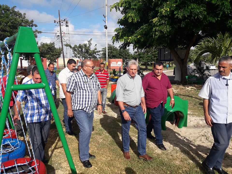 Continúa Díaz-Canel recorrido por Ciego de Ávila