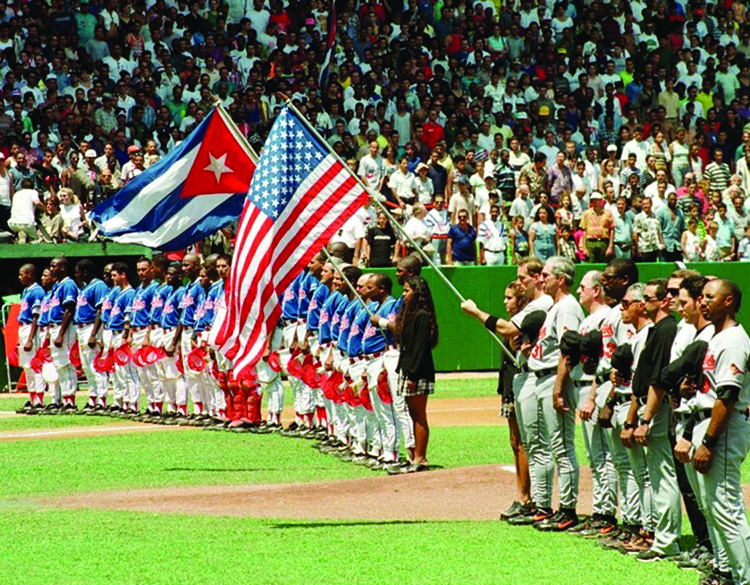 A dos décadas del choque con los Orioles, el béisbol cubano y estadounidense se unió definitivamente.