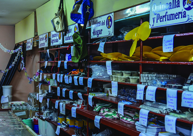 ¿Dormir el sueño eterno de los anaqueles?