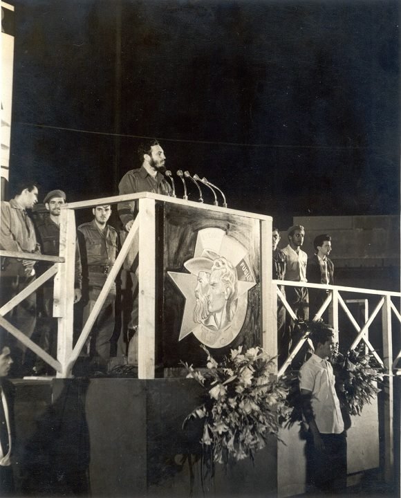 Fidel en la fundación de la UJC