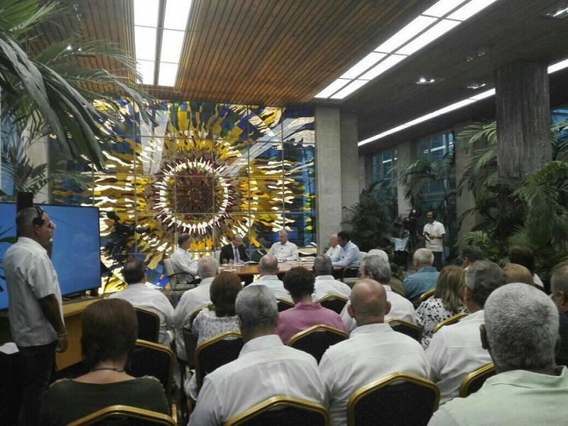 Comparecencia especial del Presidente cubano Miguel Díaz-Canel en la Mesa Redonda