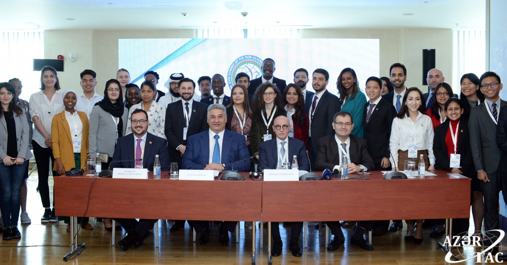 Participantes en la I Cumbre de la Juventud del Mnoal.