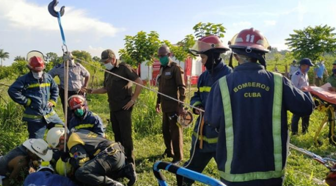 Salvan a un niño caído en un pozo de agua en el Cotorro