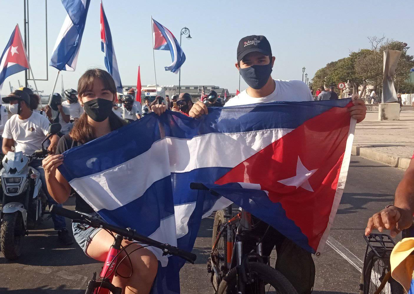 Caravana contra el bloqueo en el litoral habanero