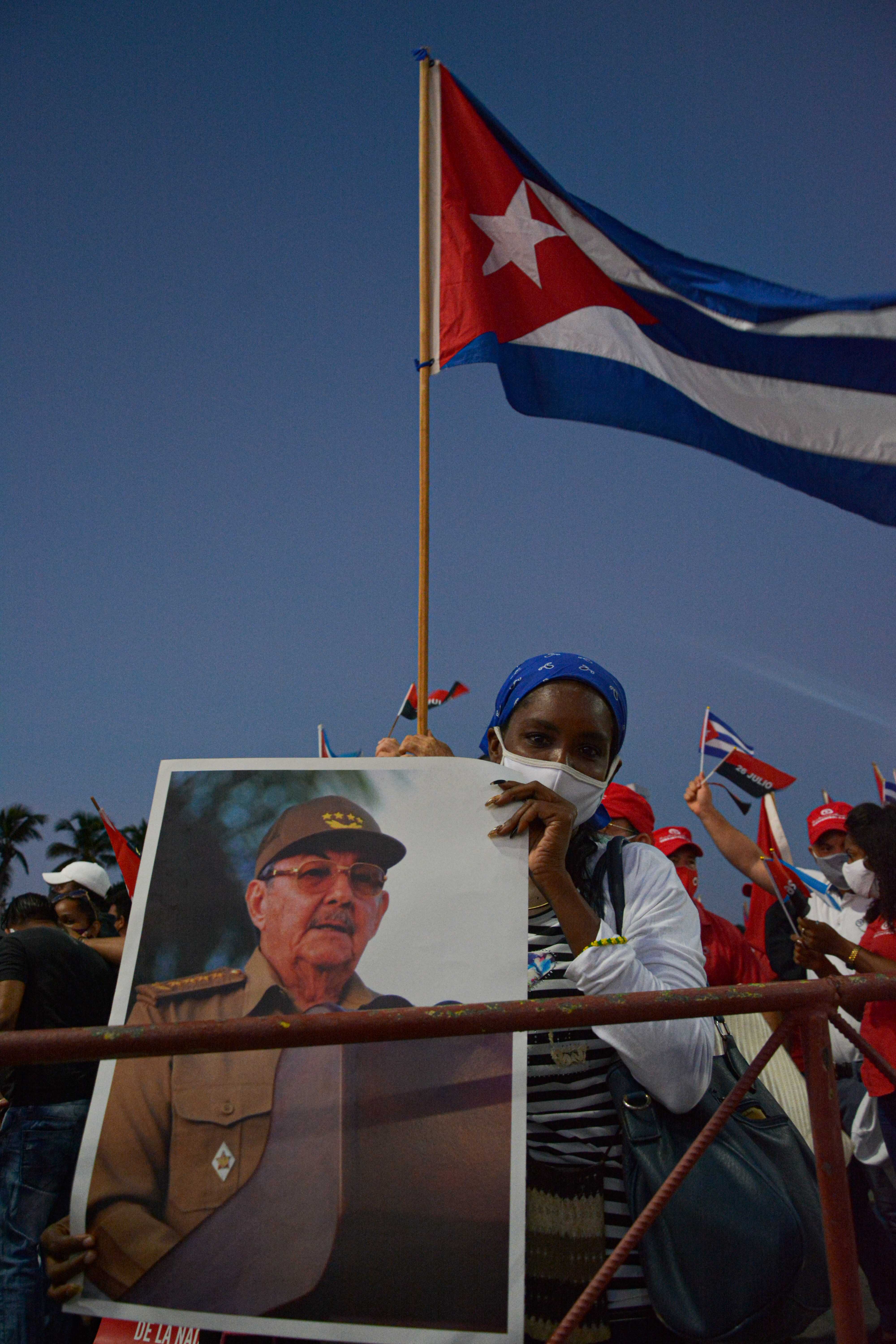 Las voces de los cubanos se alzan en defensa de nuestra soberanía y paz