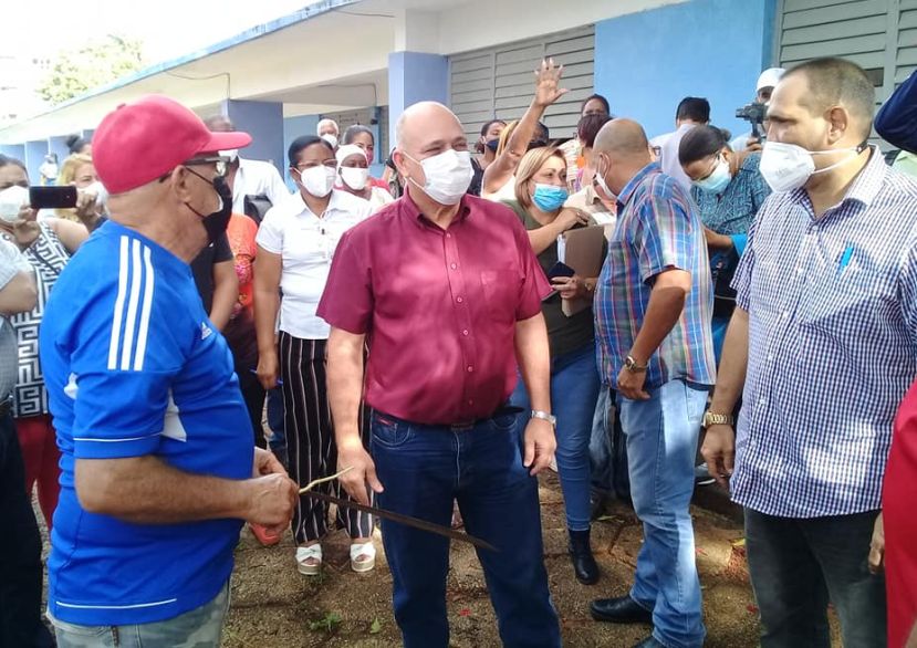 Roberto Morales Ojeda de visita en Matanzas