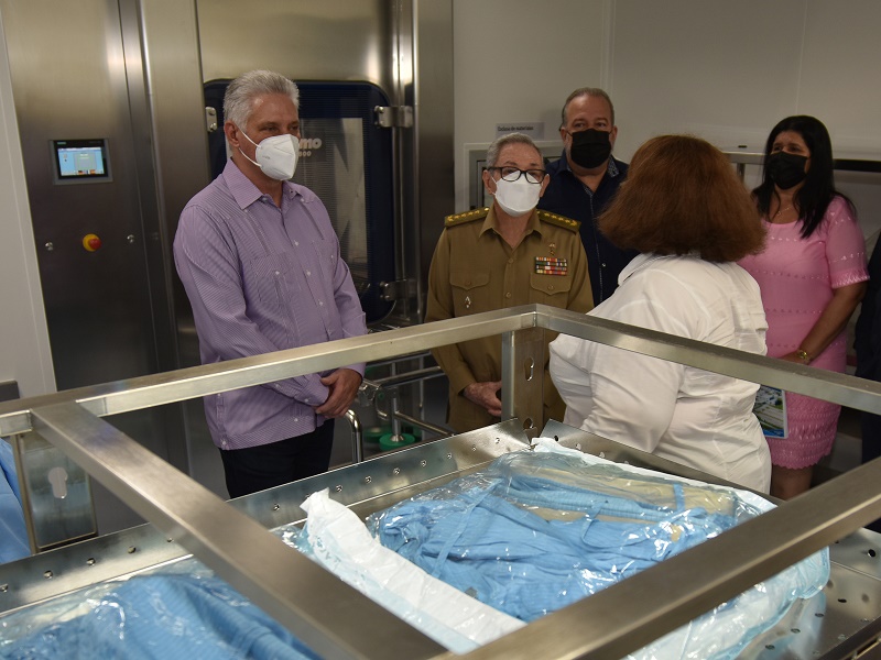 Con la presencia del General de Ejército Raúl Castro Ruz,  líder de la Revolución Cubana, y el Presidente de la República, Miguel Díaz-Canel Bermúdez, se inauguró este lunes  el Complejo Industrial Biotecnológico CIGB-Mariel,  el más moderno de su tipo en el país