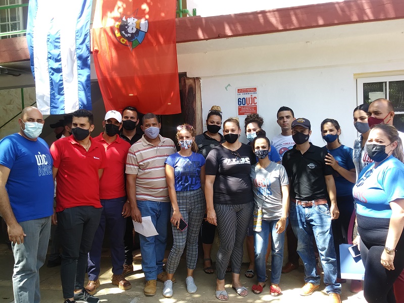 Aniversario 60 de la UJC