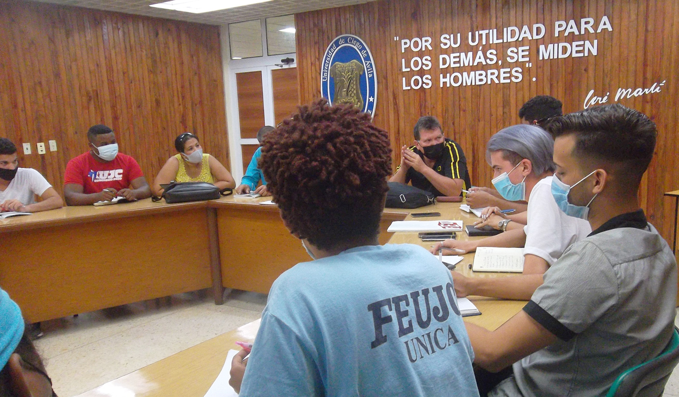 Inicio de visita del Secretariado del Comité Central