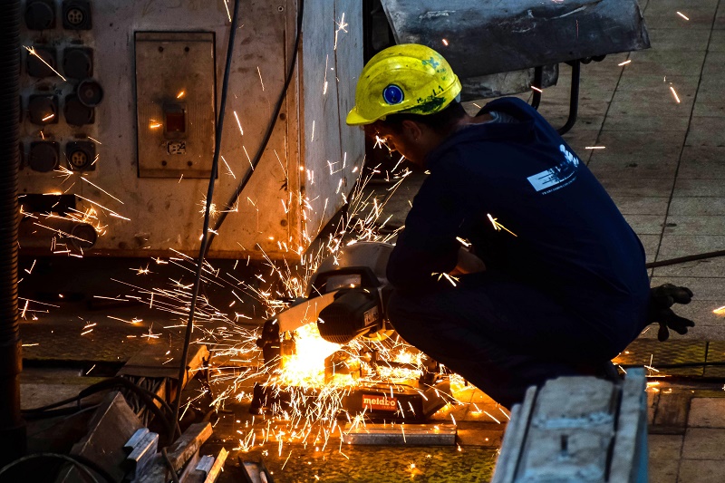 Jóvenes de la termoeléctrica Lidio Ramón Pérez