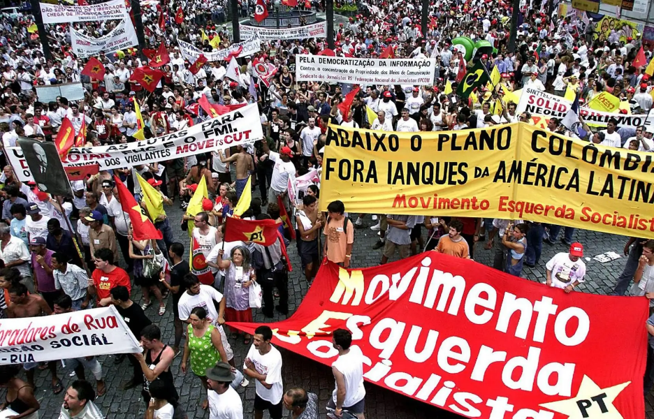 Activo desde 2001 en la Ciudad de Porto Alegre, el Foro Social Mundial es un referente ineludible para la izquierda latinoamericana. 