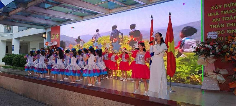 Jornada conmemorativa por la primera visita de  Fidel Castro a Vietnam