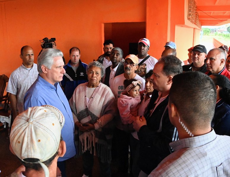 El Presidente de la República, Miguel Díaz-Canel Bermúdez, recorrió en la tarde de este jueves áreas del Campamento agropecuario Quisicuaba
