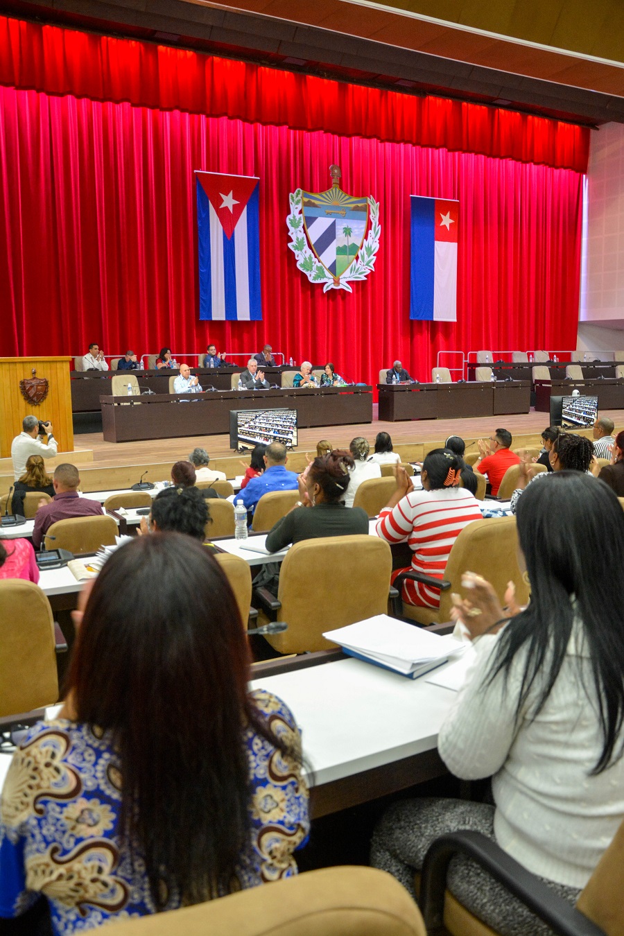 Diputados cubanos continúan debates en comisiones permanentes de trabajo de la ANPP