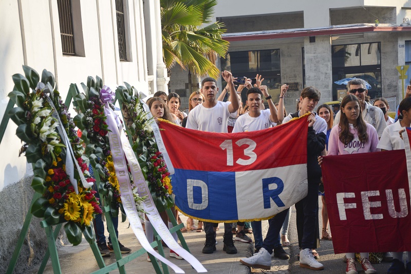 Sentido homenaje