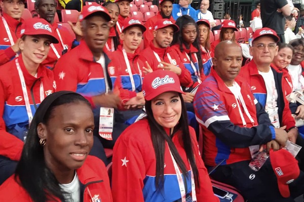 Delegación cubana que asiste a las Sordolimpiadas