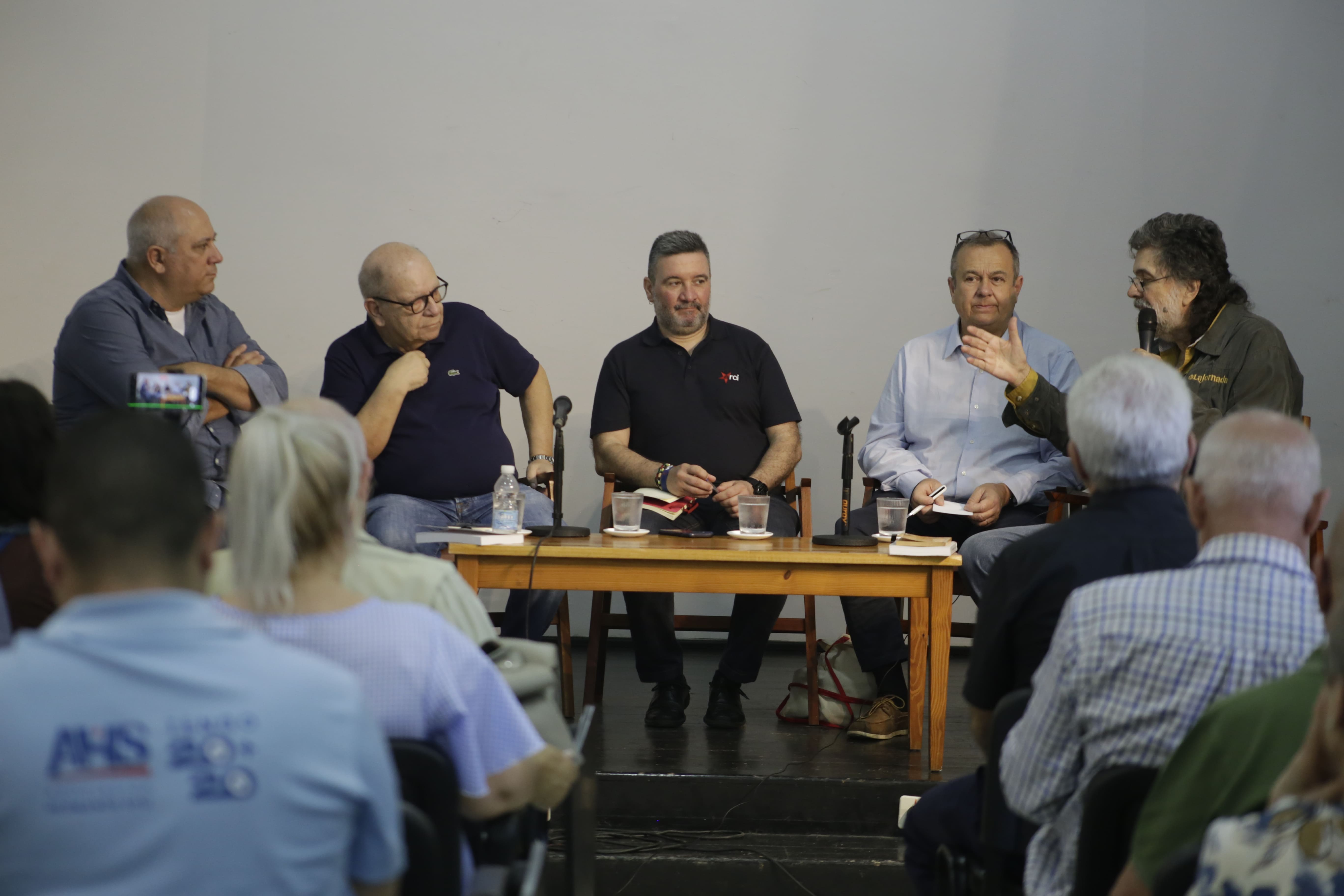 Italia y Cuba: historias de solidaridad durante expo de carteles en homenaje a Fidel