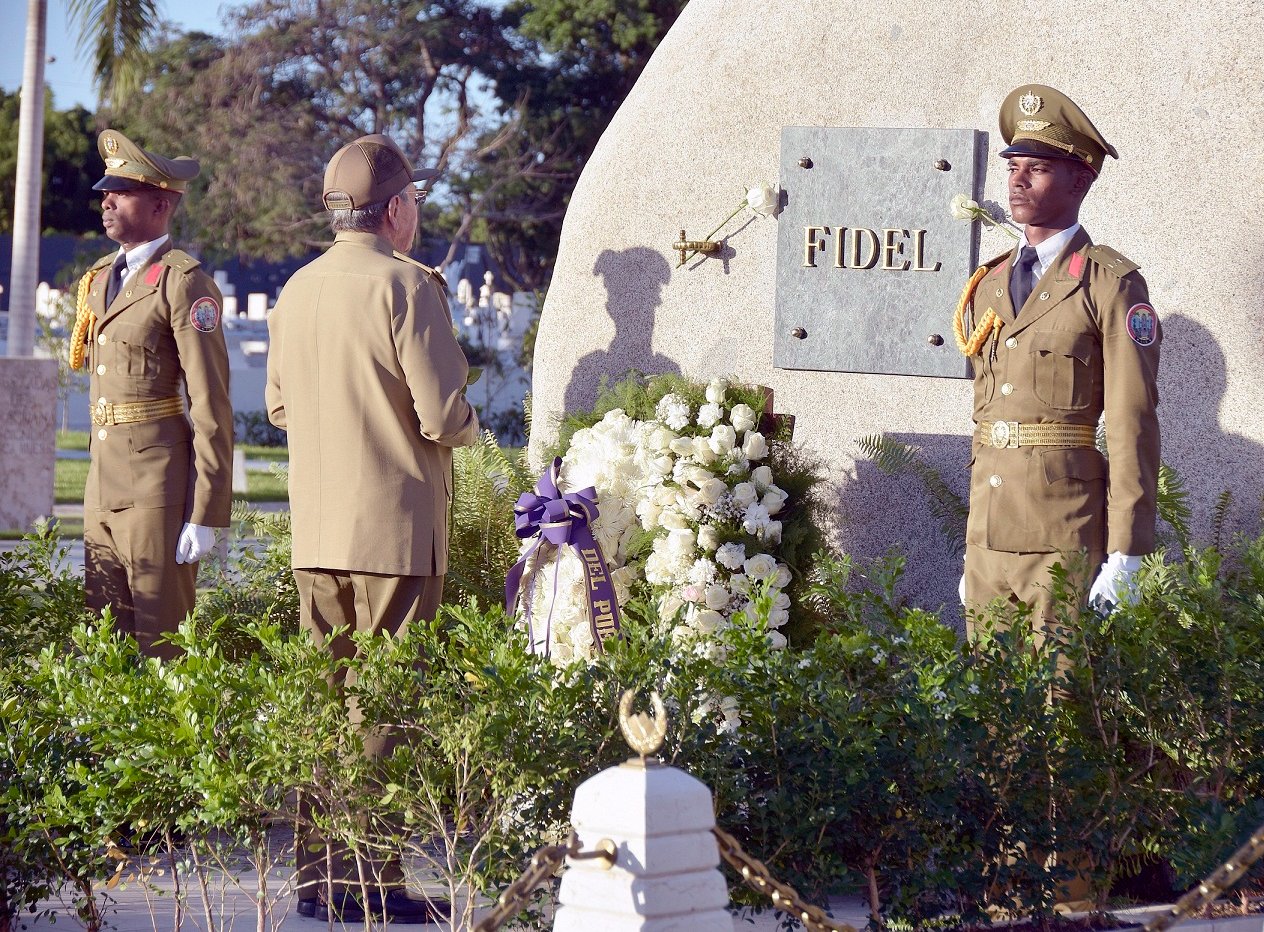 Ceremonia en homenaje a Fidel