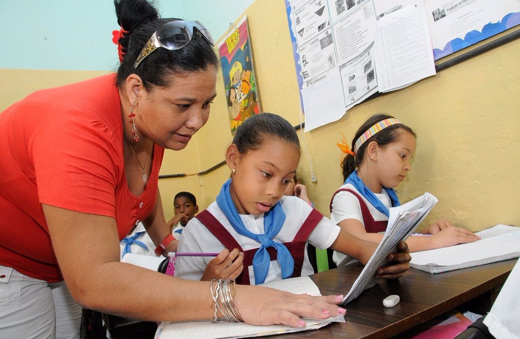 Se renueva sistema educacional cubano