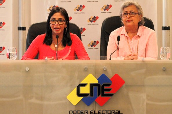 Rodríguez y Lucena se refirieron en conferencia de prensa a las elecciones legislativas, cuyo adelanto fue propuesto por el presidente Nicolás Maduro.